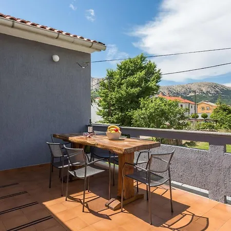 Apartment In Mit Eigenem Balkon - B59555 Baska (Krk)