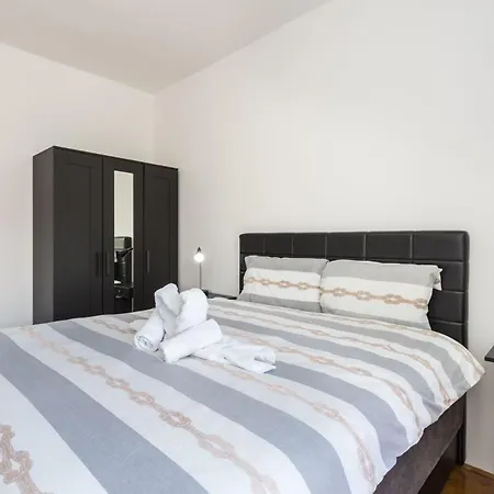 In Mit Eigenem Balkon - B59555 Apartment *