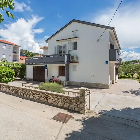 In Mit Eigenem Balkon - B59555 Apartment *